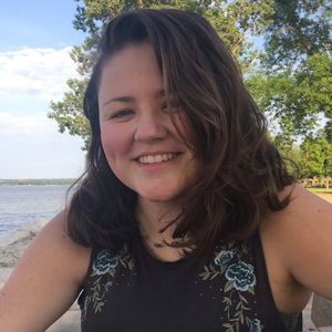 Meet your Posher, Lydia